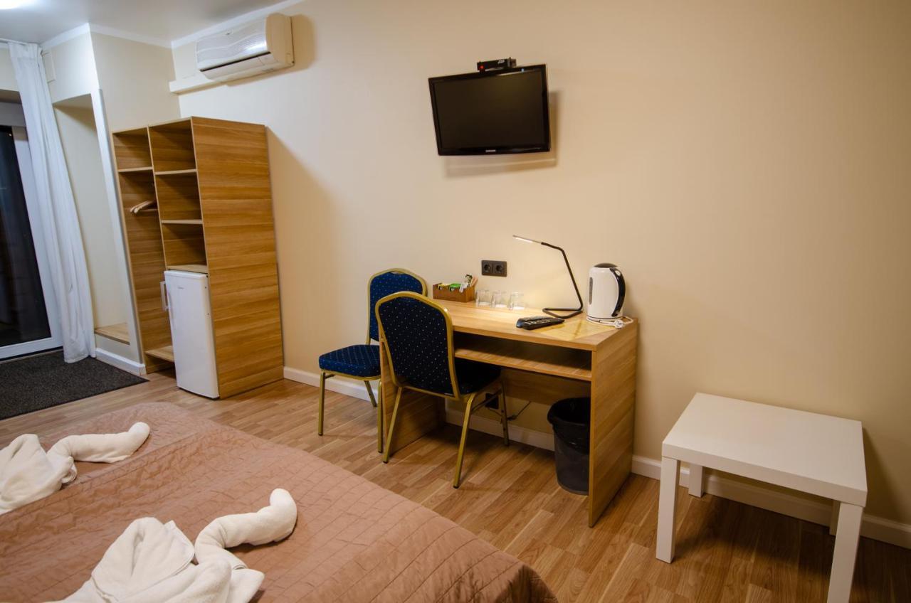 Veldzes Nams Otel Ventspils Dış mekan fotoğraf