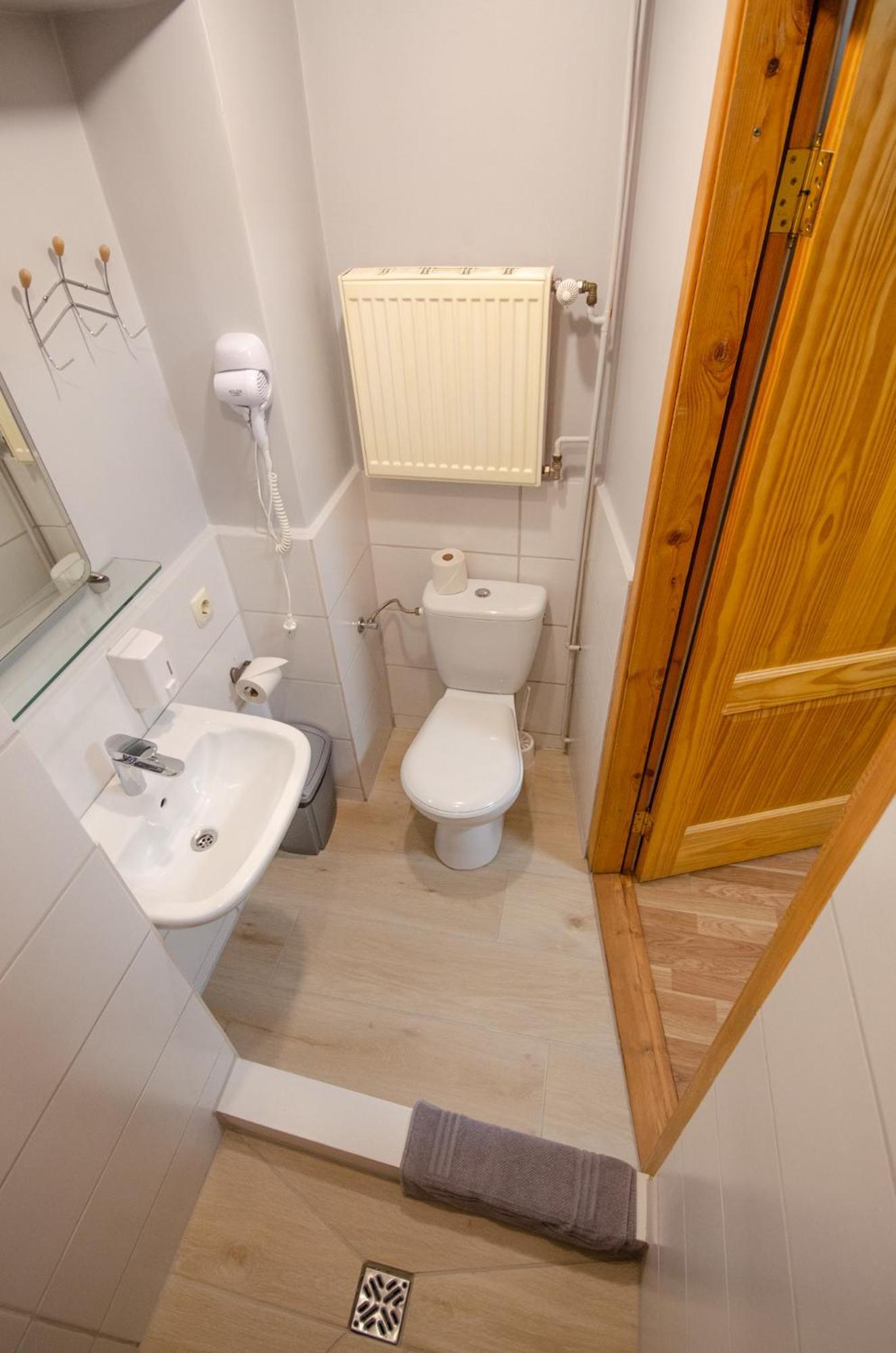 Veldzes Nams Otel Ventspils Oda fotoğraf